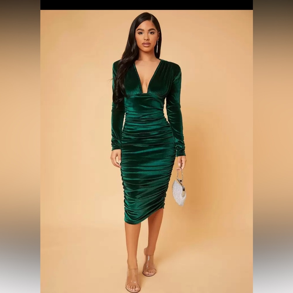 Elegant Green Velvet Dress Xs brand new women party SHEIN formal dress